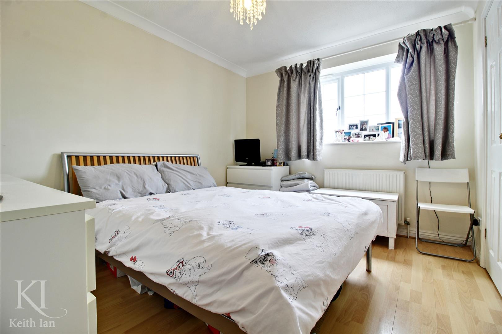 Mortimer Gate, Cheshunt, Keith Ian